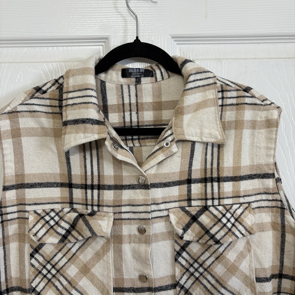 Jolie & Joy Plaid Flannel Vest Size 2X Beige Sleeveless Snap Button Frayed Hem - Picture 2 of 9